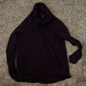 Plum women’s crowl neck sweater